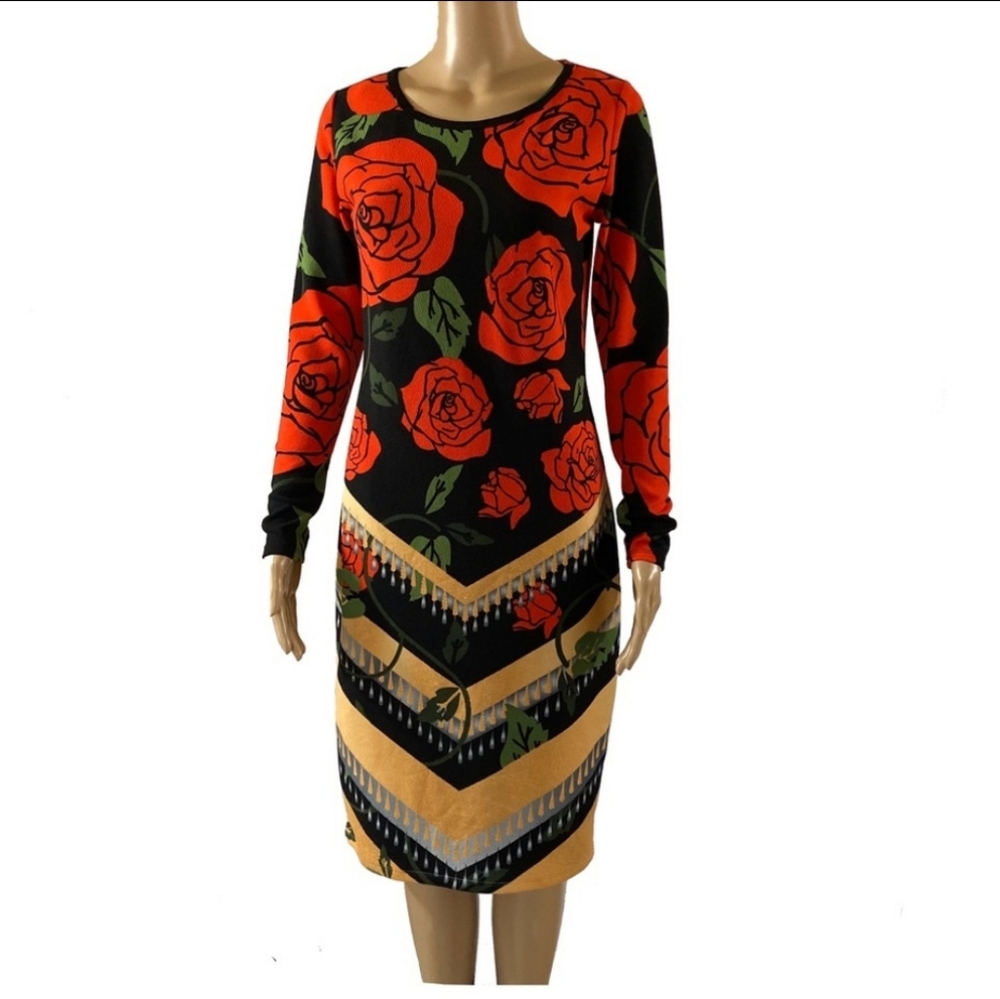 🔴LULARUE long sleeve Red Rose 🌹pattern dress.